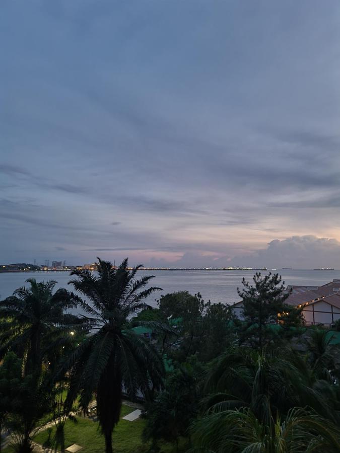 Glory Beach Resort Seaview Private 2Br Порт-Диксон Экстерьер фото